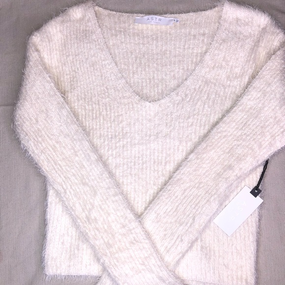 ASTR the Label Krista Sweater - Picture 3 of 4